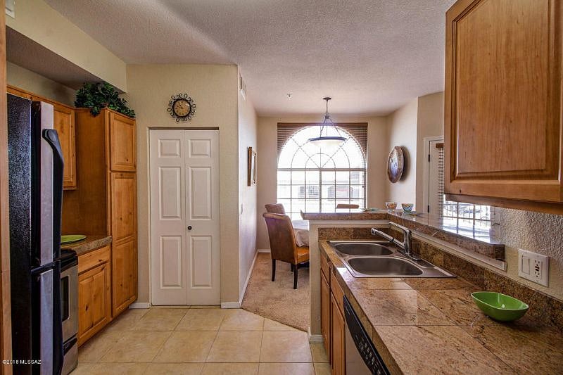 Furnished Finder property 525475_1 photo 4
