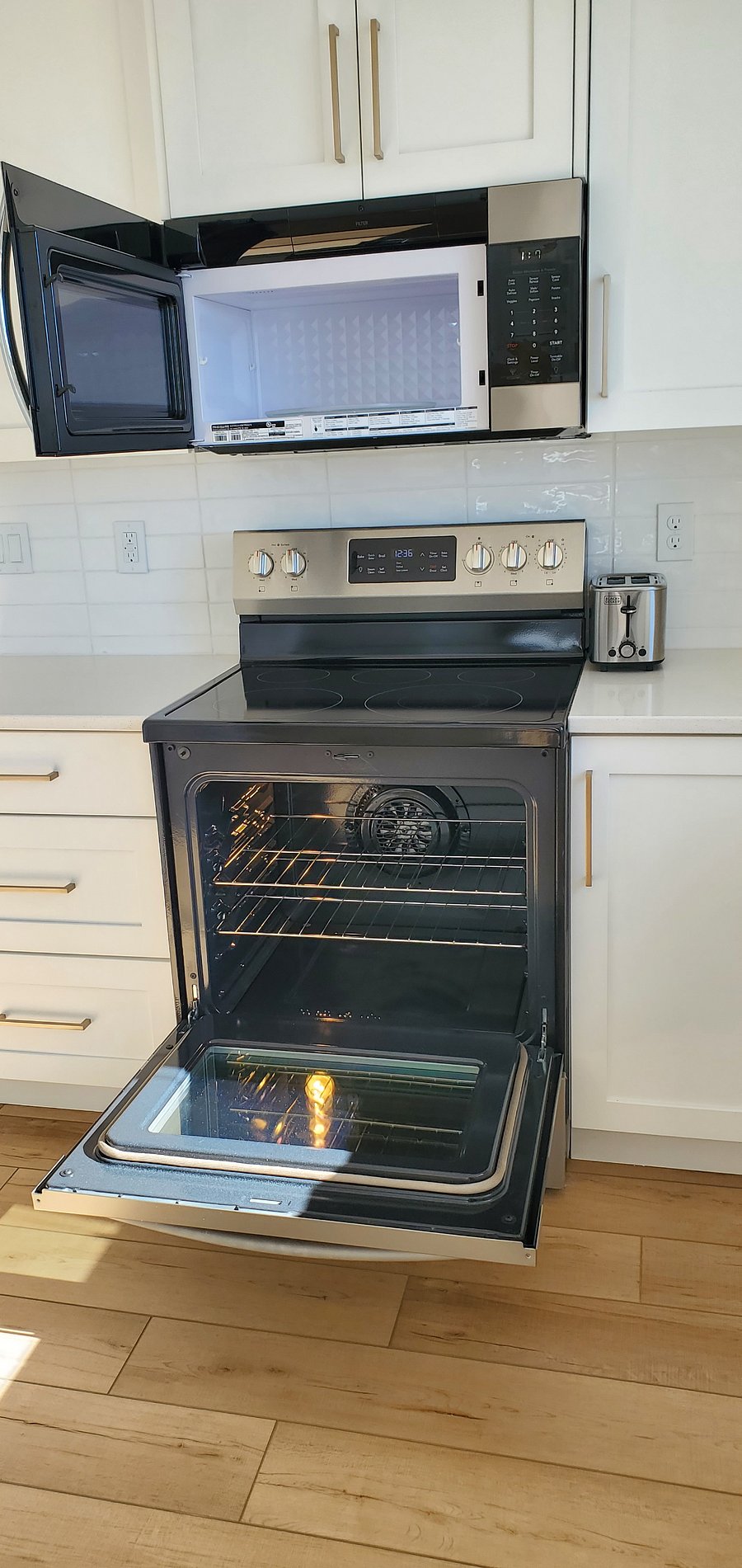 Furnished Finder property 525535_1 photo 34