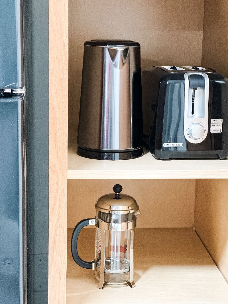 Some small appliances for your use. There's also a French press (BYO coffee grounds)