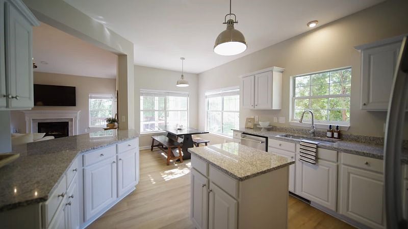 Furnished Finder property 525597_1 photo 6