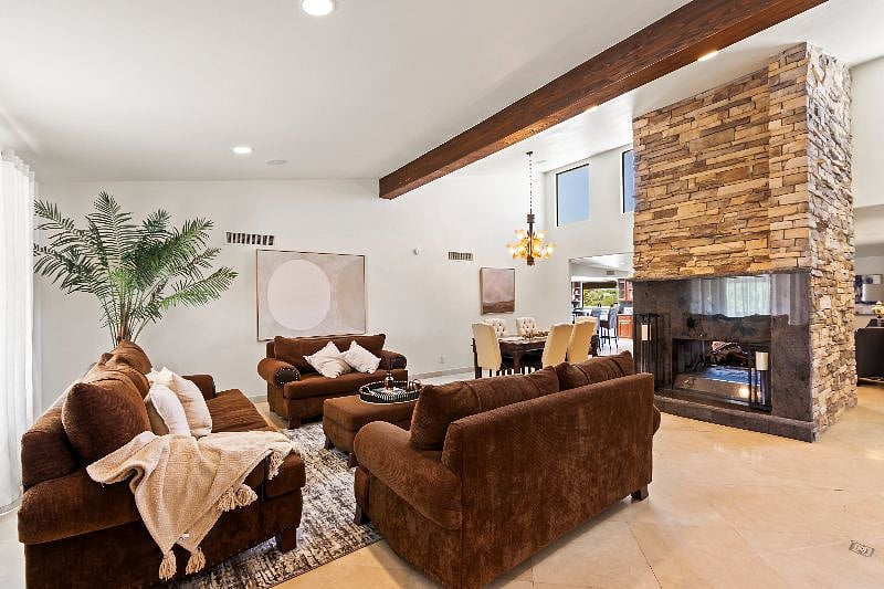Furnished Finder property 525637_1 photo 10