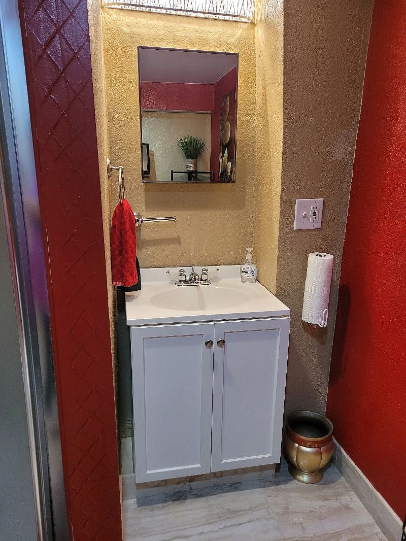 Furnished Finder property 525641_2 photo 33