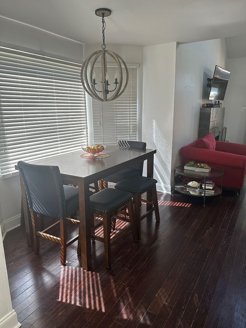Furnished Finder property 525668_1 photo 3