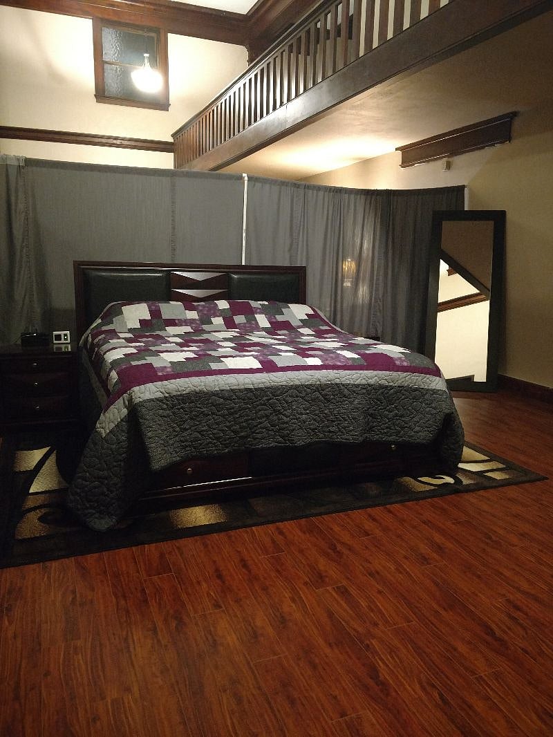 King Bed