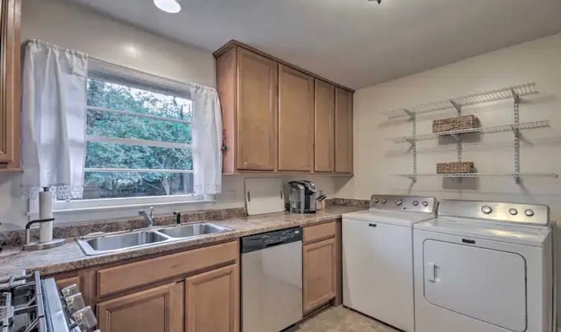 Furnished Finder property 525677_1 photo 6