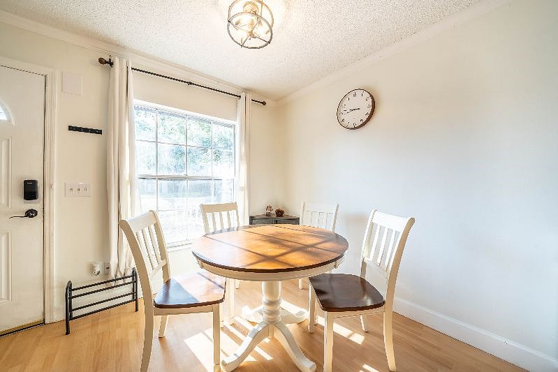 Furnished Finder property 525779_1 photo 4