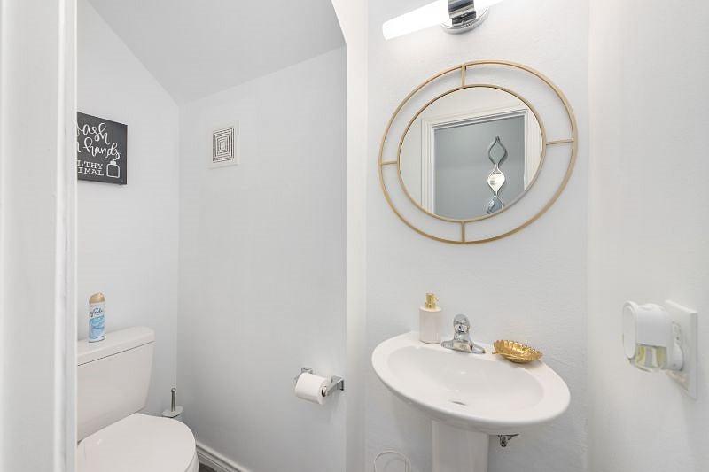 Furnished Finder property 525806_1 photo 4