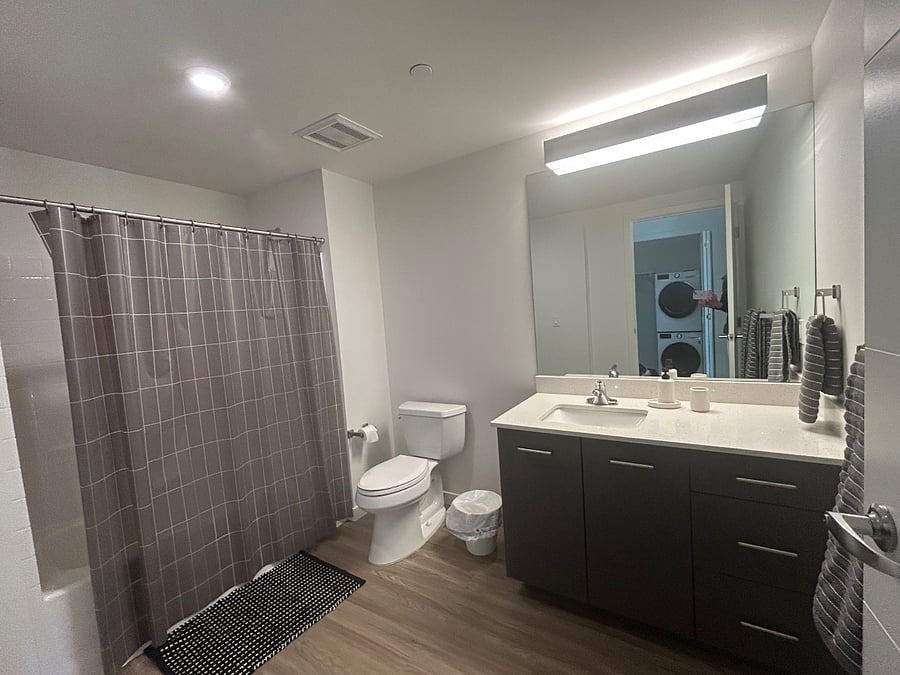 Furnished Finder property 525830_3 photo 6