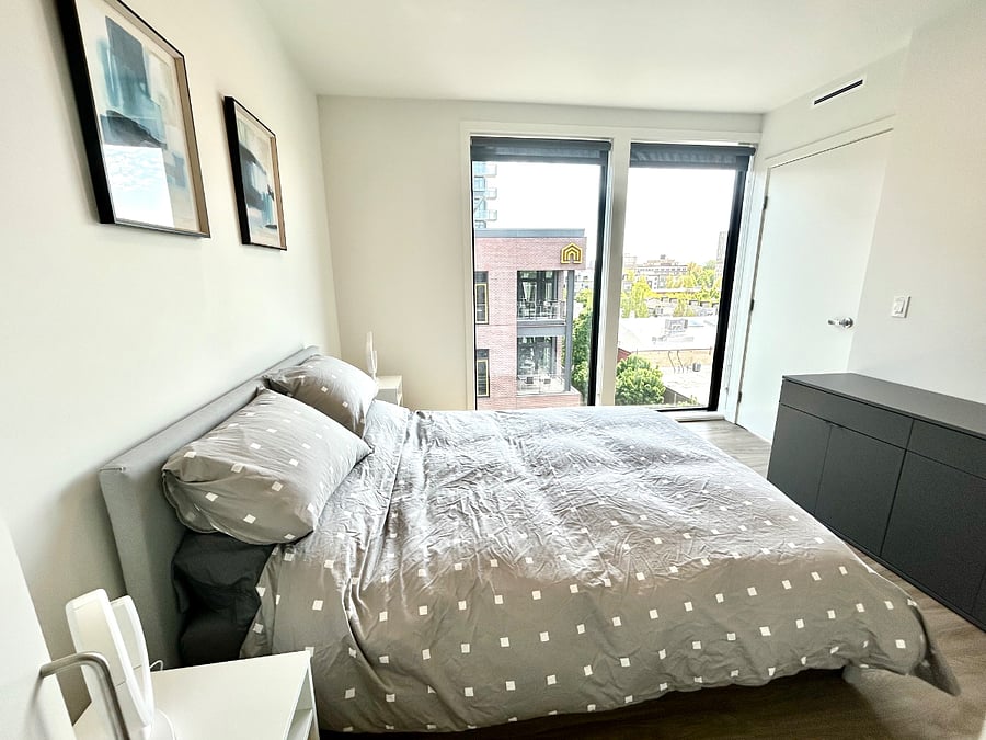 Furnished Finder property 525830_3 photo 9