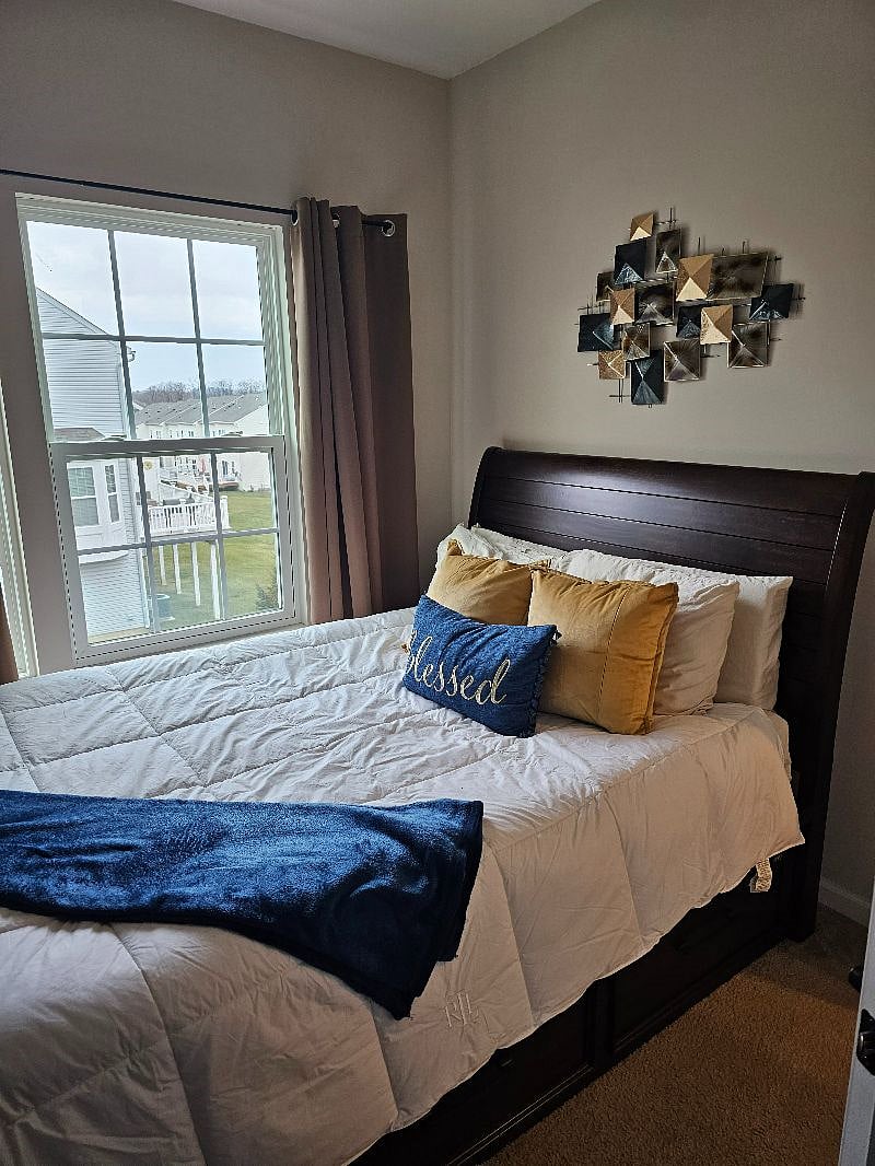 Warm, cozy bedroom with 6 large underbed storage drawers