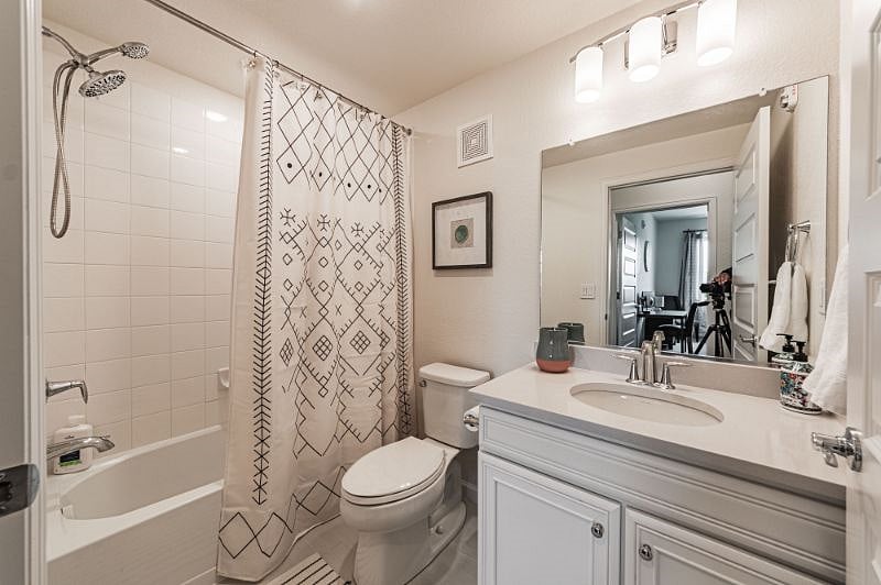 Furnished Finder property 526012_1 photo 18