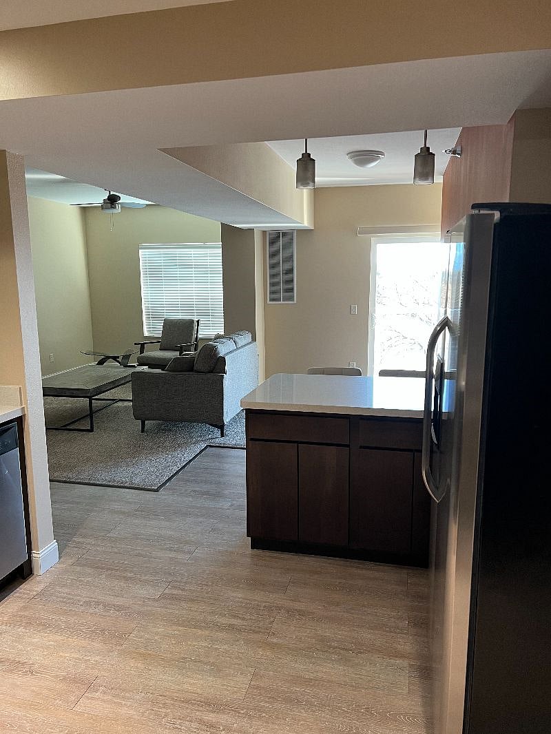 Furnished Finder property 526044_1 photo 2