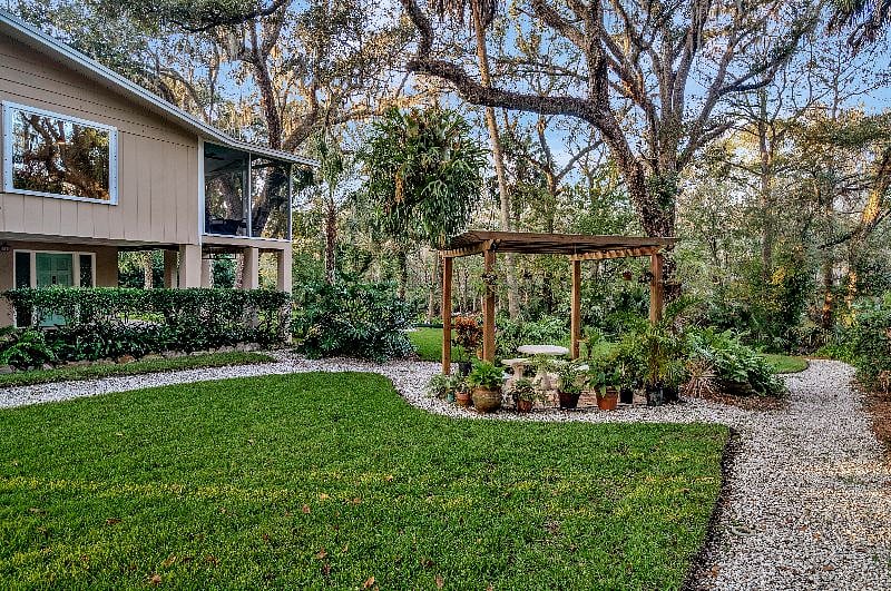 Furnished Finder property 526138_1 photo 14