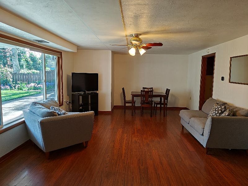 Furnished Finder property 526141_1 photo 6