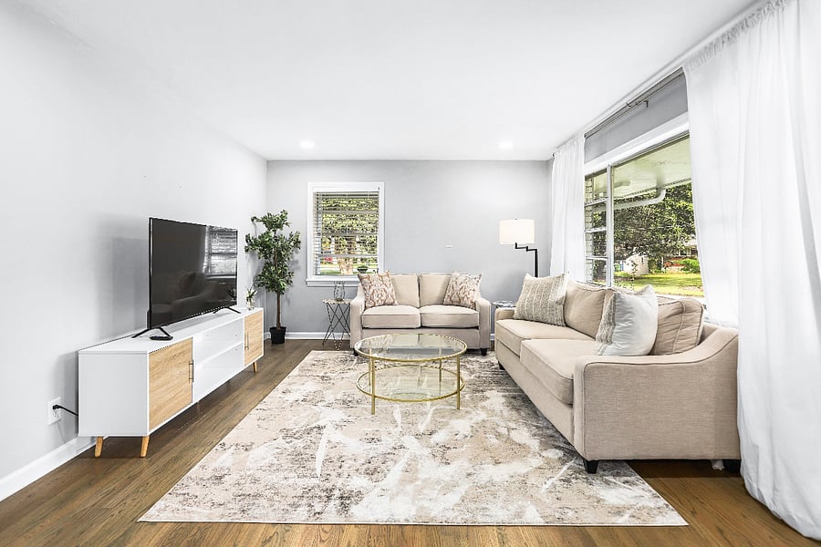 Furnished Finder property 526248_1 photo 1