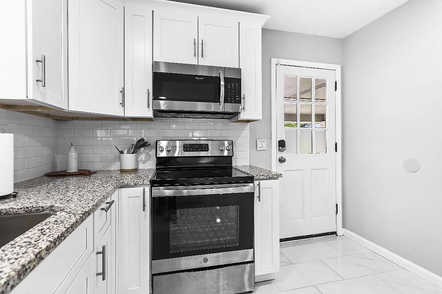 Furnished Finder property 526248_1 photo 2