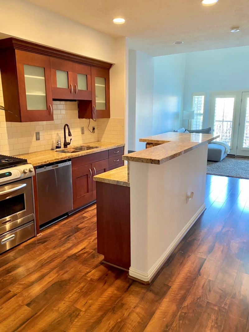 Furnished Finder property 526480_1 photo 7