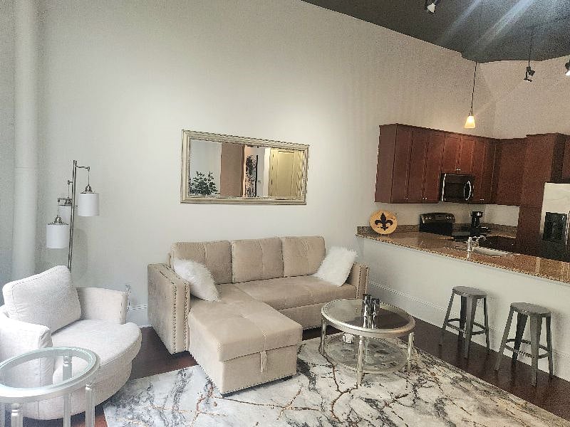 Furnished Finder property 526486_1 photo 3