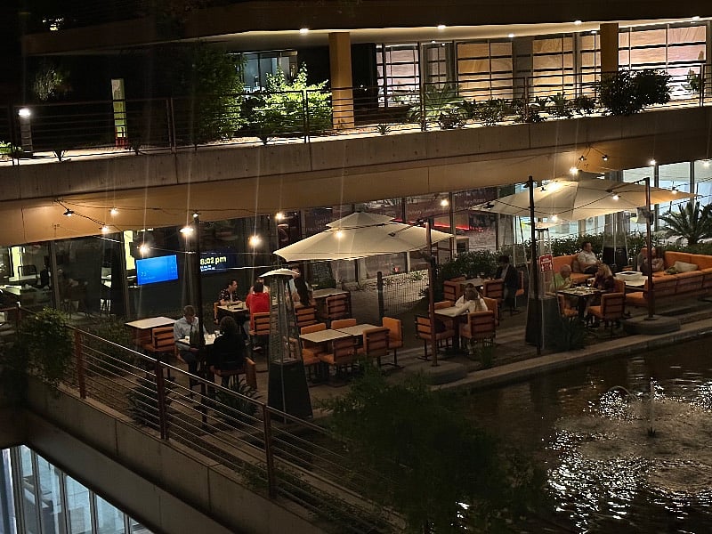 Yes, this restaurant is on site. A wonderful way to meet your neighbors and make new friends!