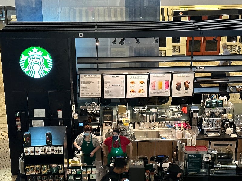 Look at this Starbucks, it has everything. After your morning, walk and right across the street.