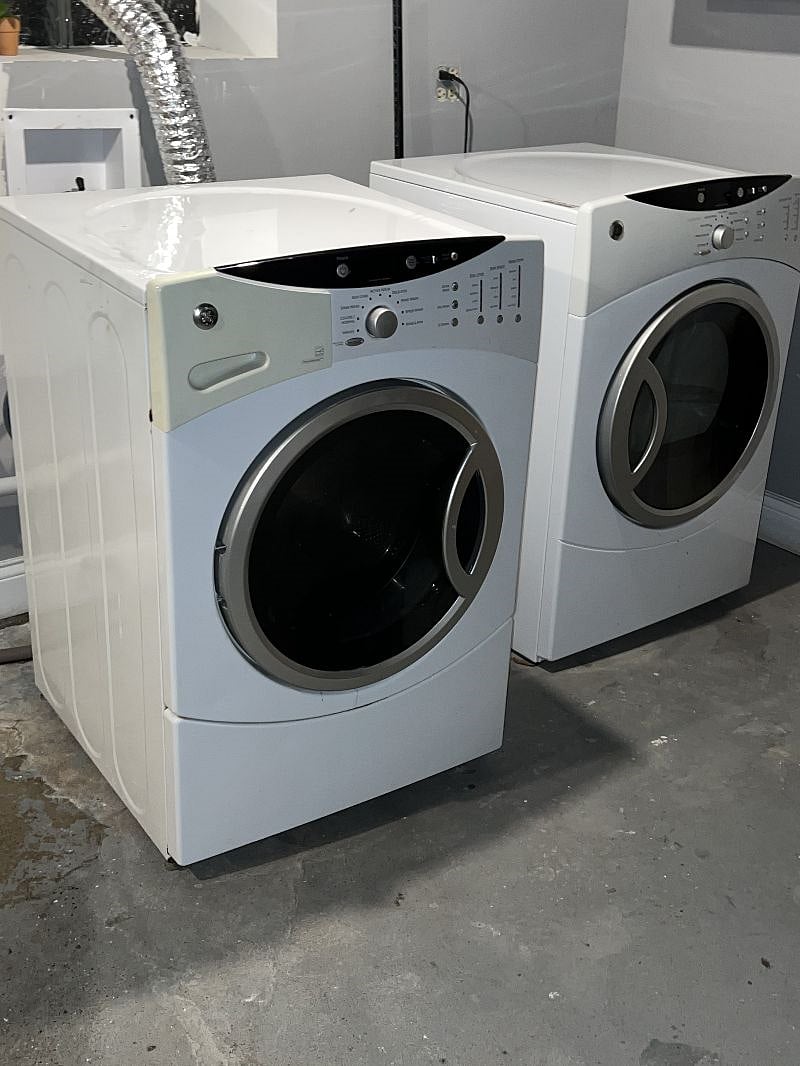 Front Loader Washer/Dryer