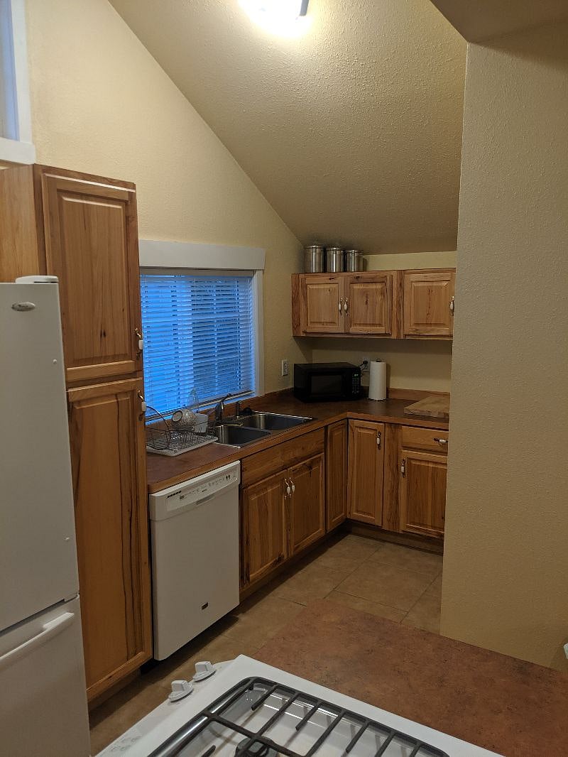Furnished Finder property 526567_1 photo 4