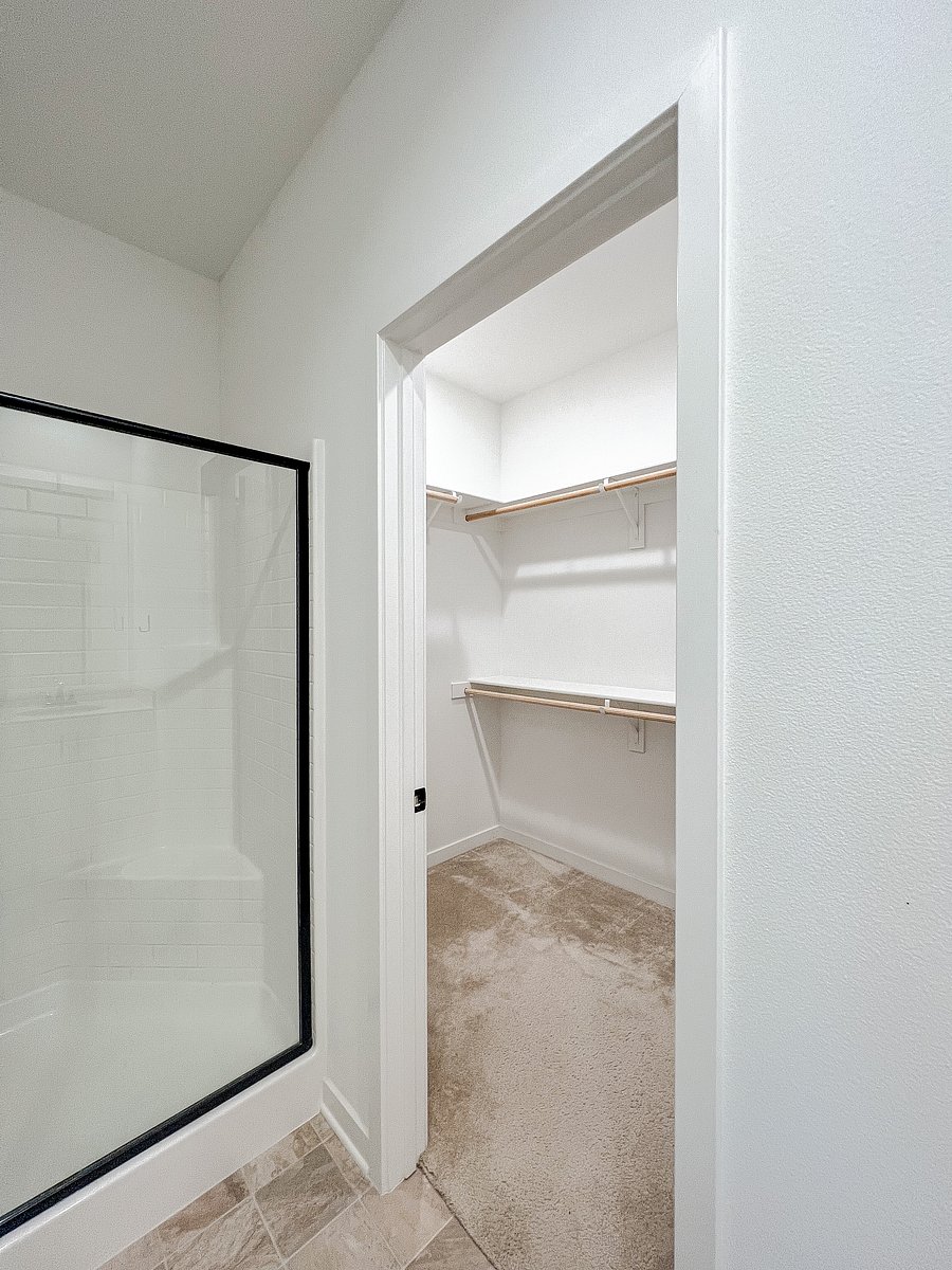 Furnished Finder property 526574_1 photo 12