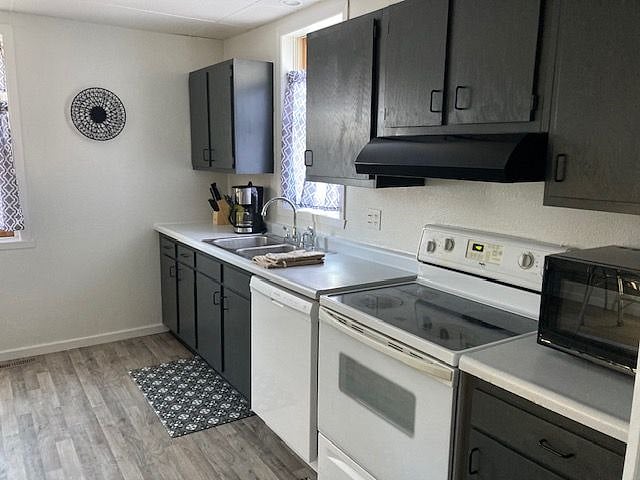 Furnished Finder property 526611_1 photo 11