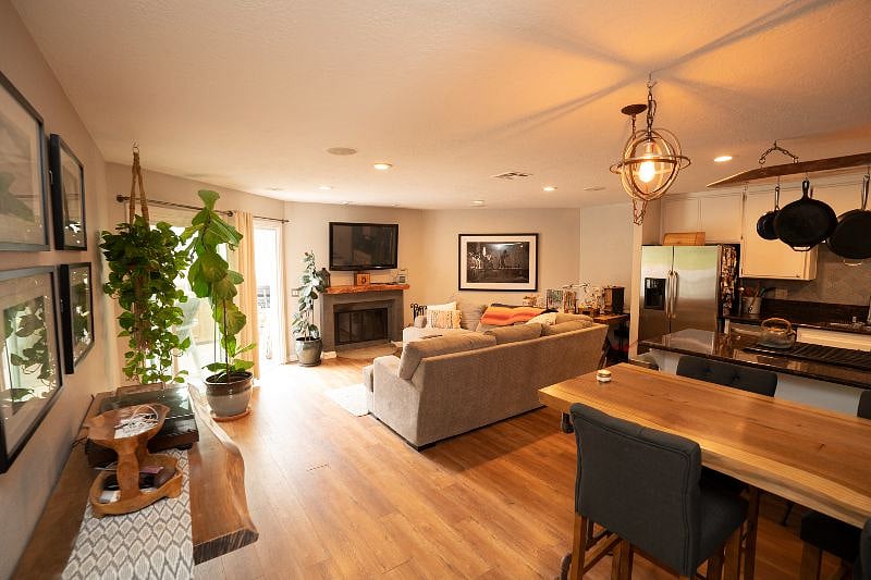 Open concept dine in kitchen & living room. Great for entertaining!