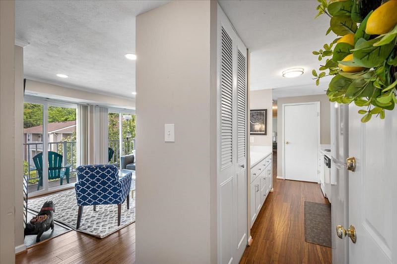 Furnished Finder property 526683_1 photo 6