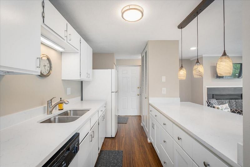 Furnished Finder property 526683_1 photo 10