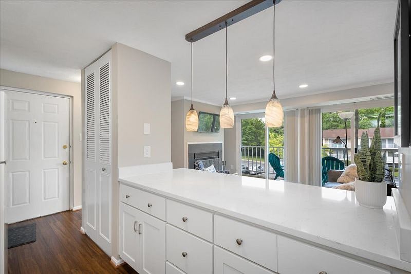 Furnished Finder property 526683_1 photo 11