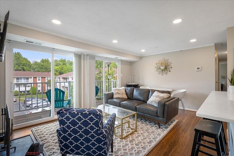 Furnished Finder property 526683_1 photo 12