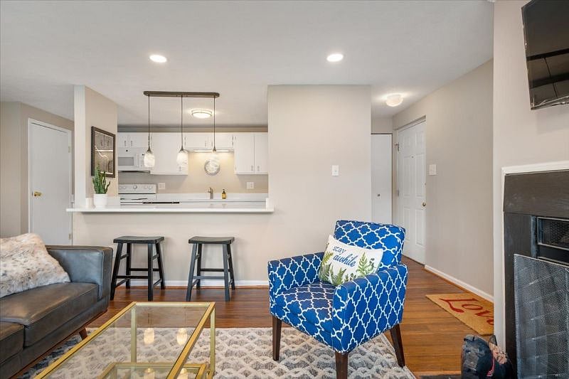 Furnished Finder property 526683_1 photo 15