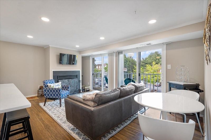 Furnished Finder property 526683_1 photo 18