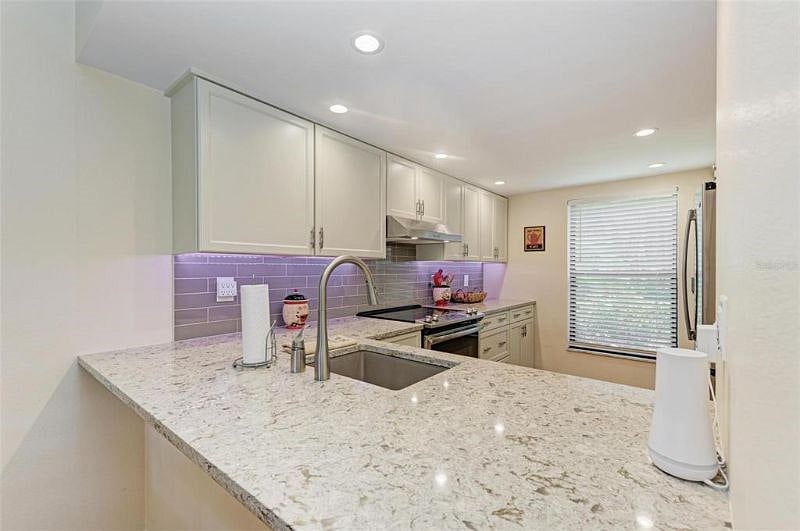 Furnished Finder property 526686_1 photo 3