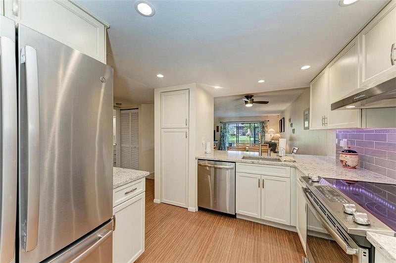 Furnished Finder property 526686_1 photo 6
