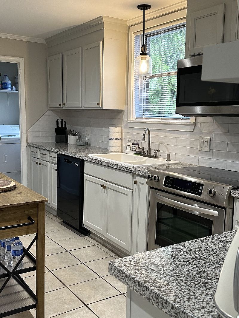Furnished Finder property 526735_2 photo 9