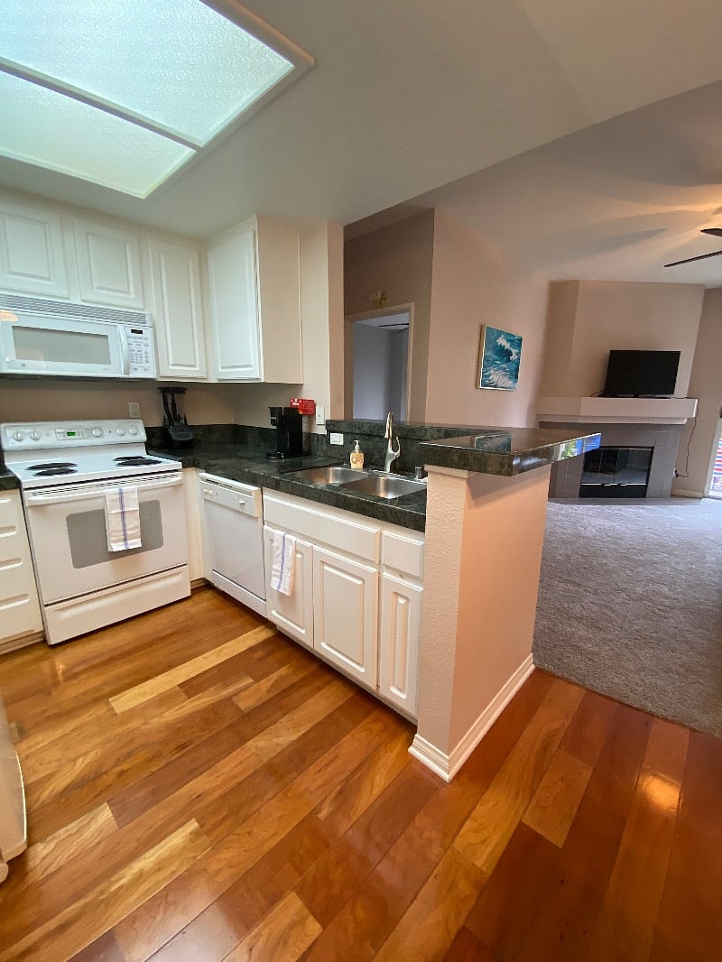 Furnished Finder property 526802_1 photo 18