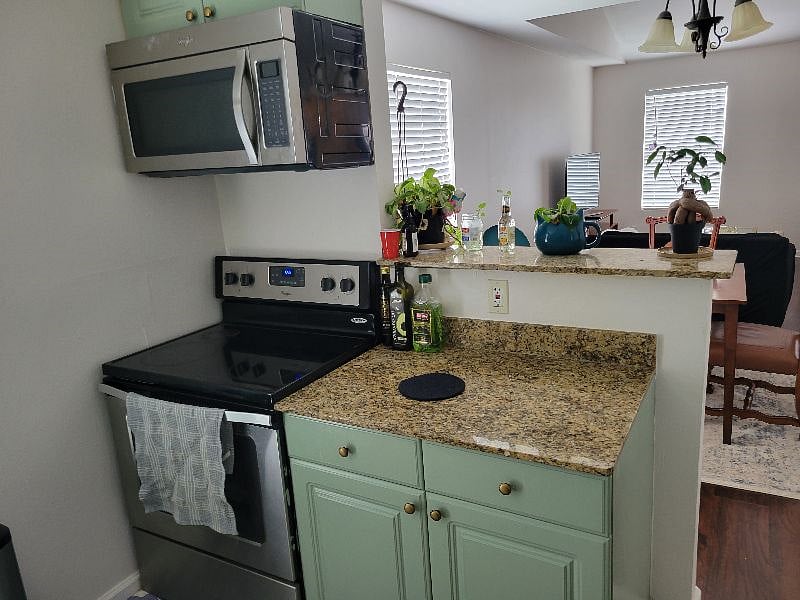 Furnished Finder property 526811_1 photo 4