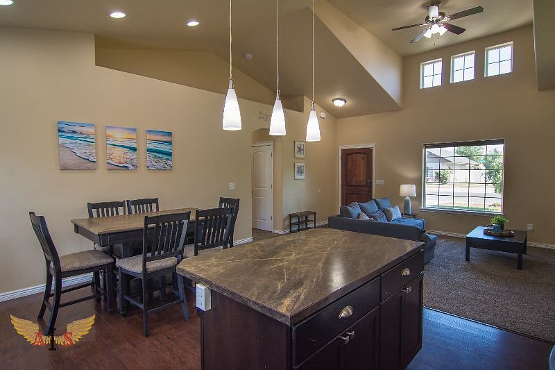 Furnished Finder property 526845_1 photo 26