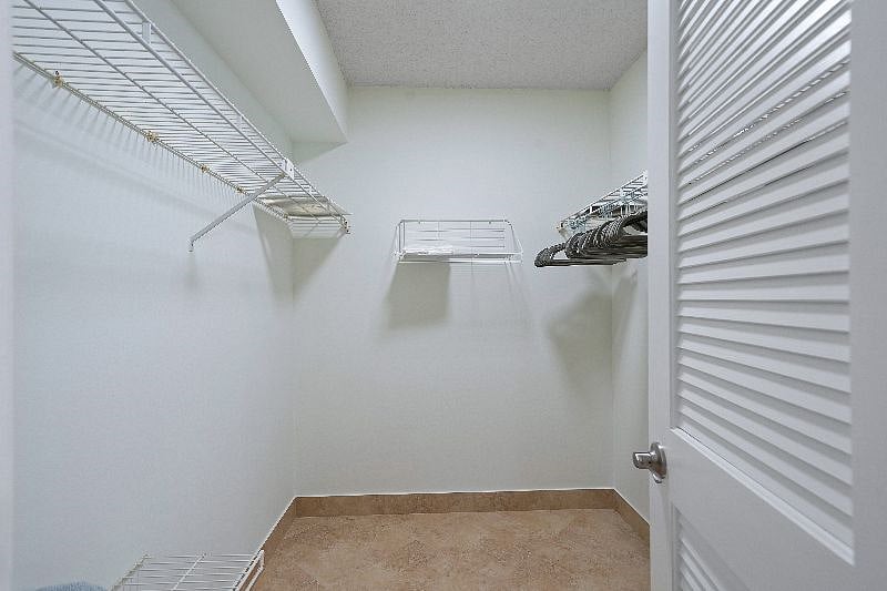 Furnished Finder property 526879_1 photo 14