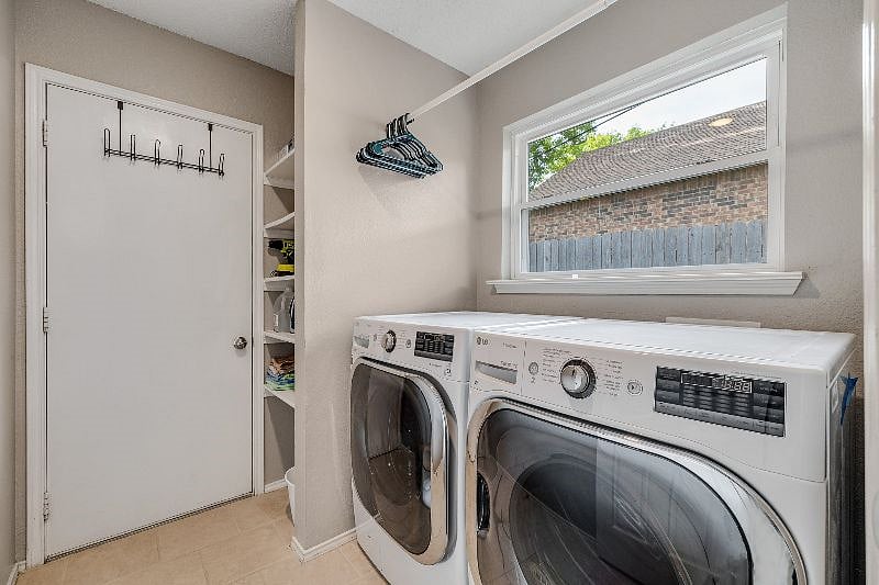 Furnished Finder property 526934_1 photo 24