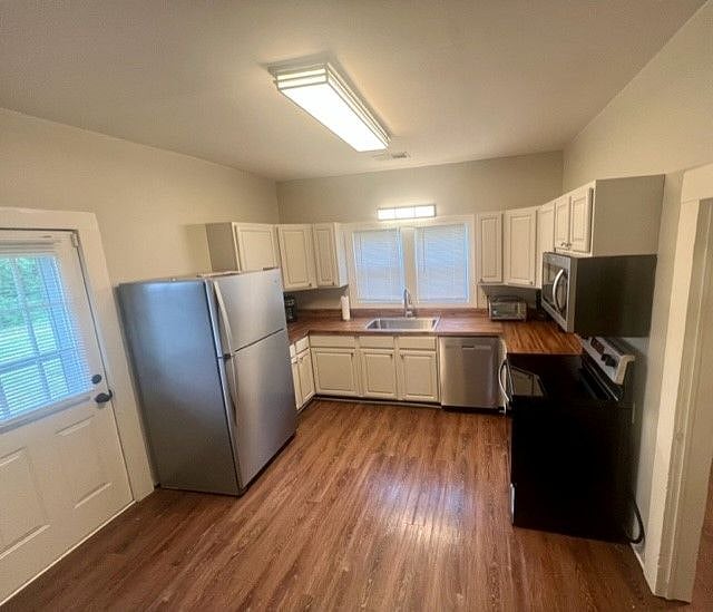 Furnished Finder property 527032_1 photo 4
