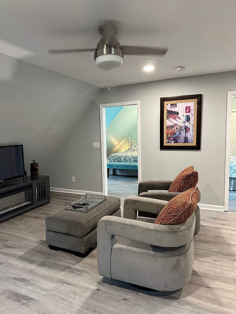 Furnished Finder property 527037_1 photo 9