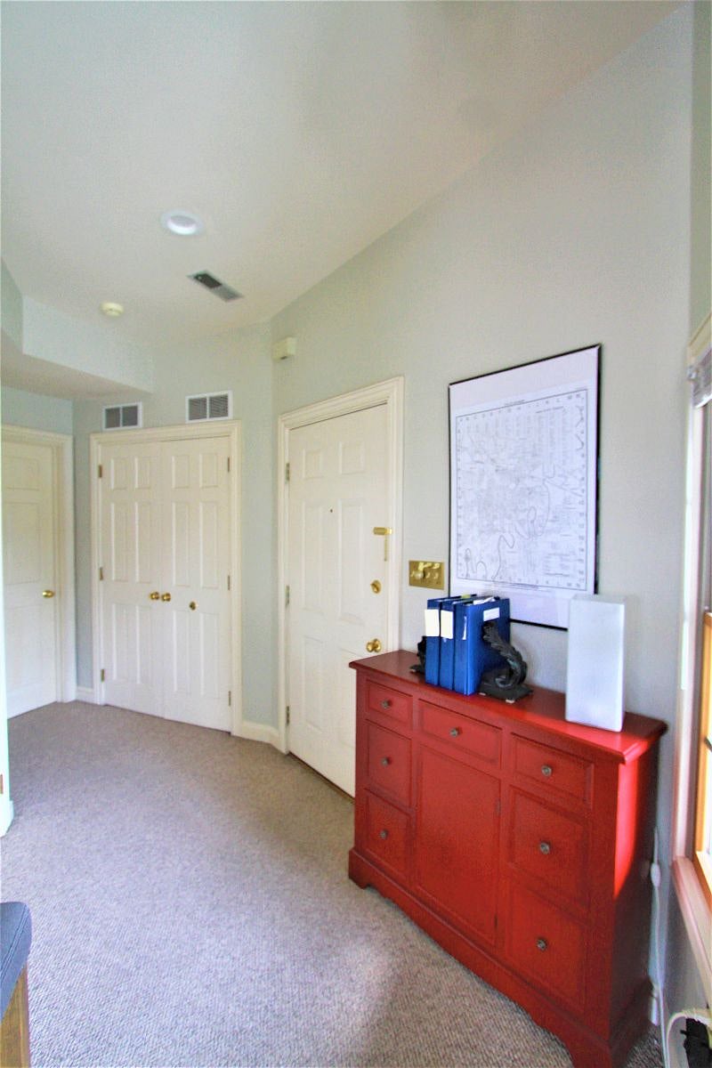 Furnished Finder property 527077_1 photo 3