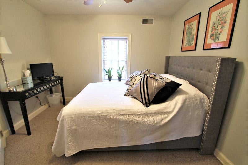 Furnished Finder property 527077_1 photo 8
