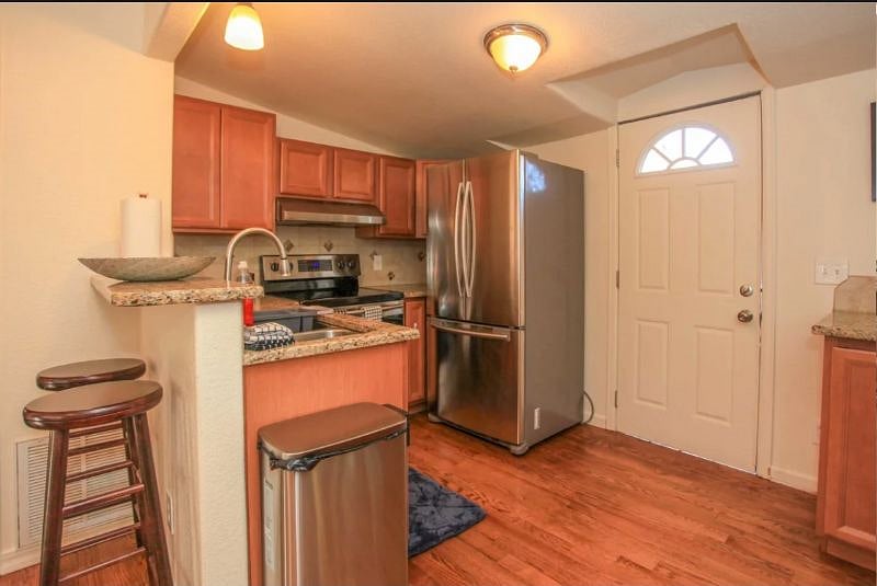 Furnished Finder property 527120_1 photo 4