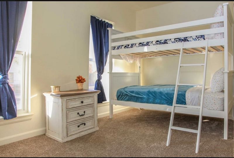 Furnished Finder property 527120_1 photo 9