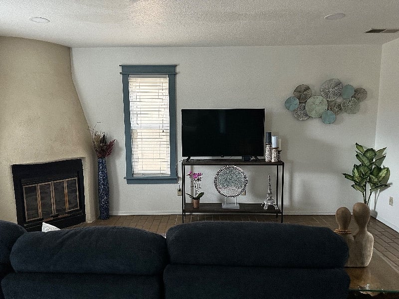 Furnished Finder property 527142_1 photo 1